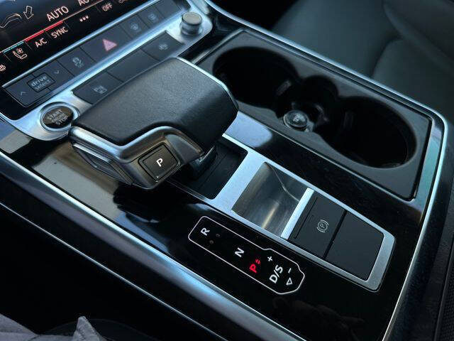 2021 Audi Q8 quattro Premium Plus 55 TFSI