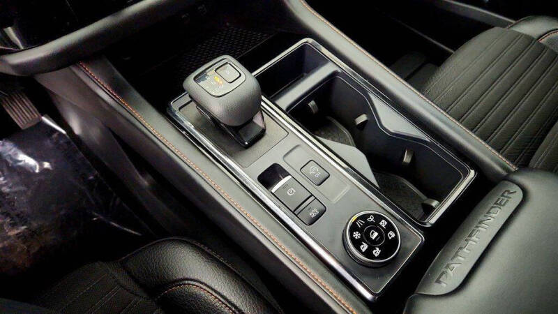2024 Nissan Pathfinder Rock Creek