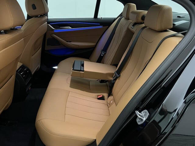 2023 BMW 5 Series 530i