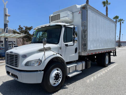 2015 Freightliner M2 106
