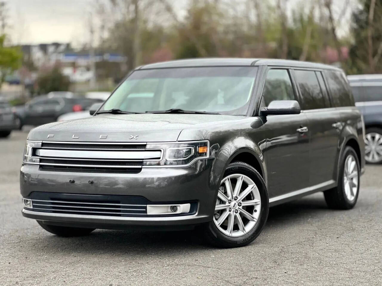 2019-ford-flex-limited-4dr-crossover.jpg