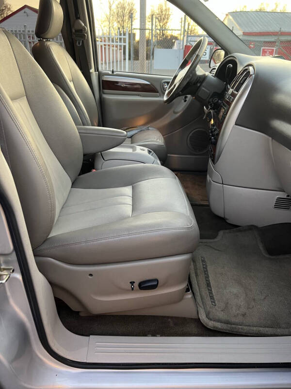 2007 Chrysler Town and Country Touring