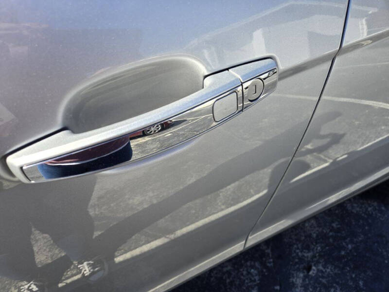 2011 Cadillac SRX Performance Collection