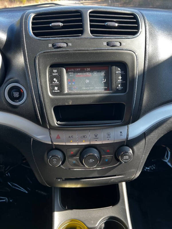 2019 Dodge Journey SE