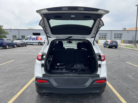 2017 Jeep Cherokee Sport