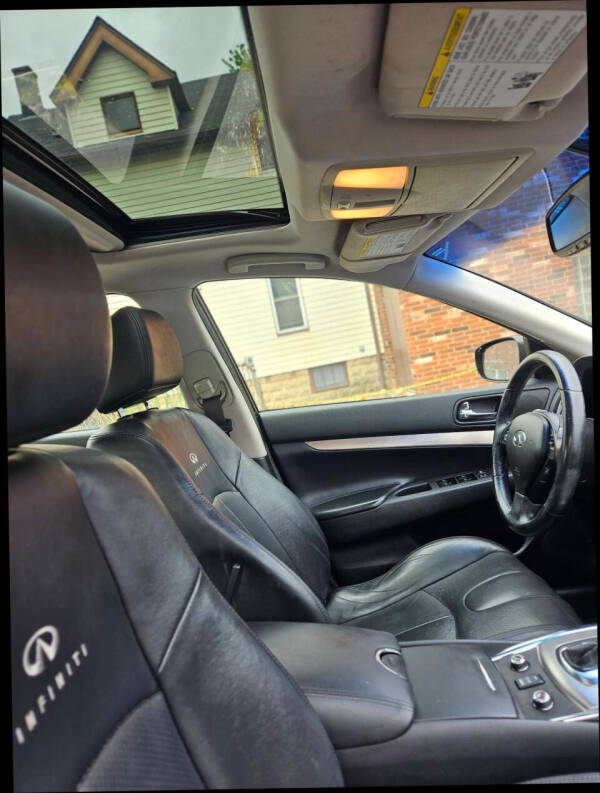 2013 Infiniti G37 Sedan x