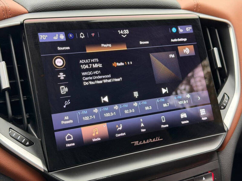 2022 Maserati Ghibli Modena Q4