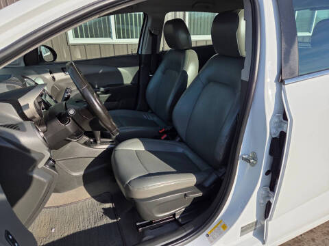 2015 Chevrolet Sonic LTZ Auto