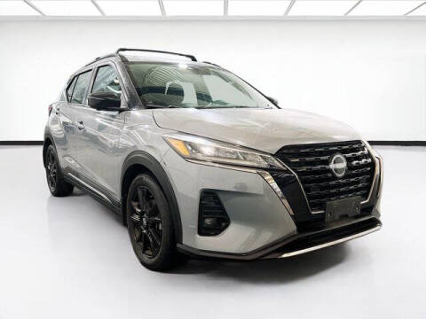 2022 Nissan Kicks SR