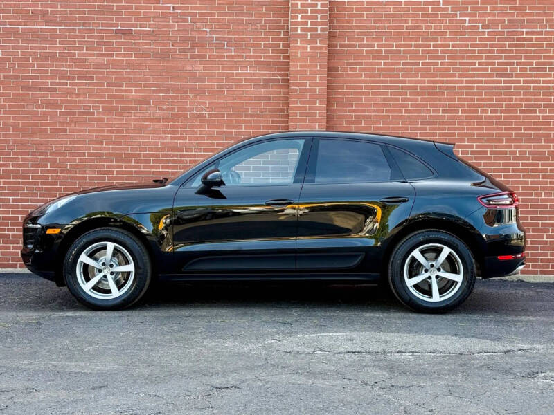 2017 Porsche Macan