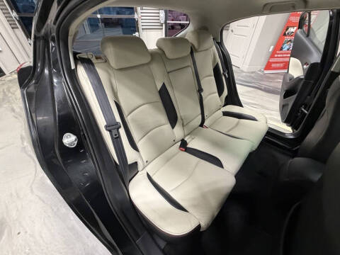 2015 Mazda MAZDA3 s Grand Touring