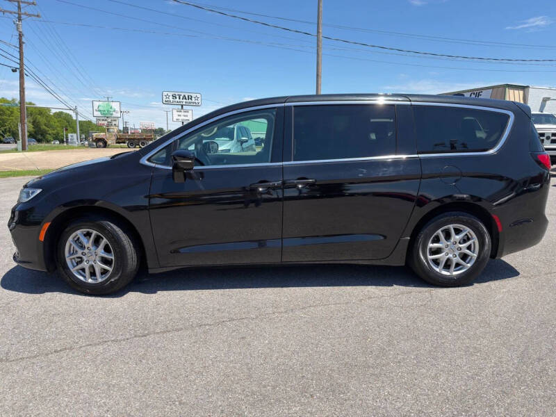 2024 Chrysler Pacifica Touring L