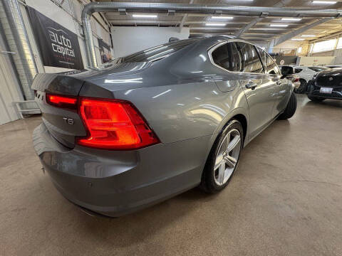 2018 Volvo S90 T5 Momentum