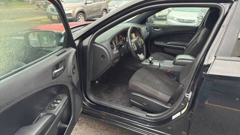 2013 Dodge Charger SE