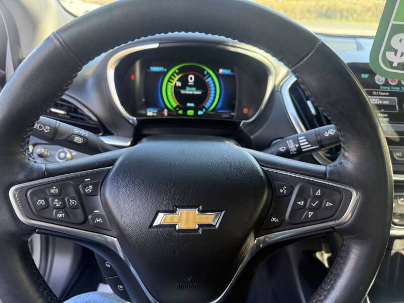 2017 Chevrolet Volt Premier's photo