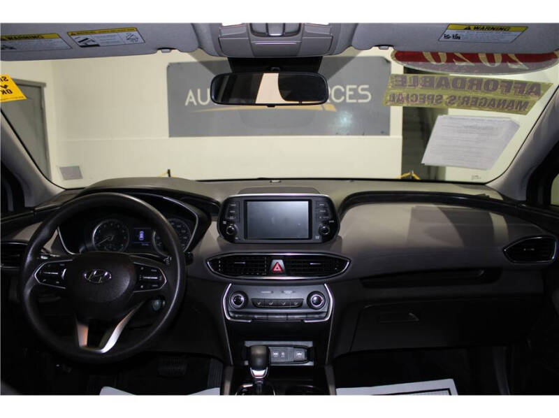 2020 Hyundai Santa Fe SE