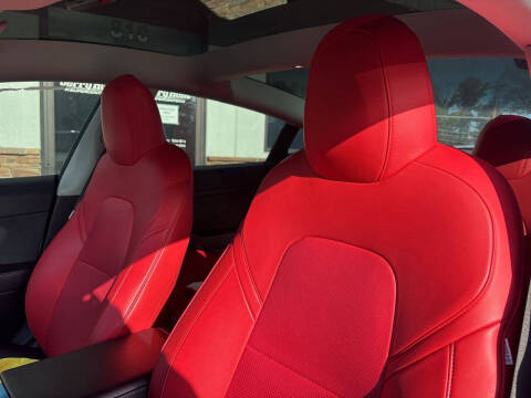 2023 Tesla Model 3 Performance