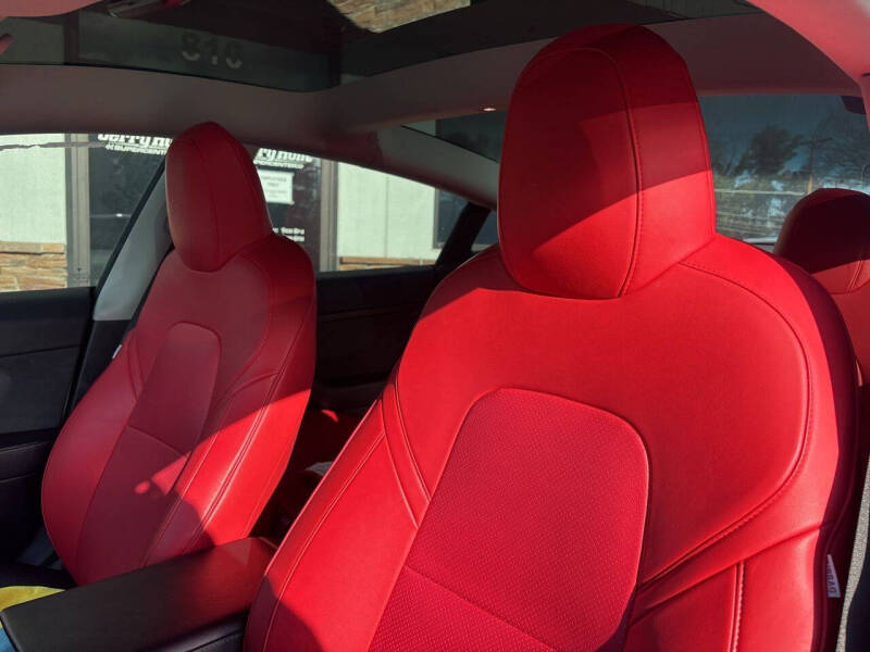 2023 Tesla Model 3 Performance