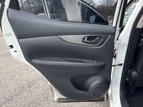 2017 Nissan Rogue Sport S