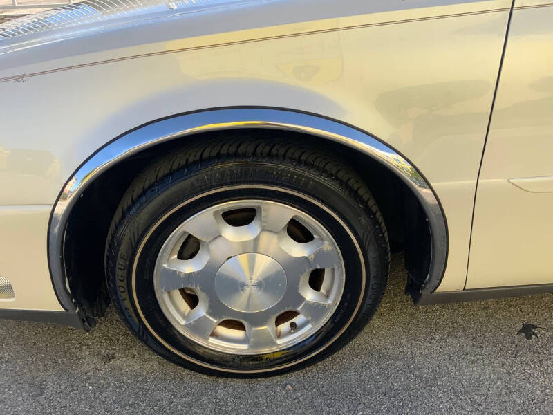 2001 Cadillac DeVille
