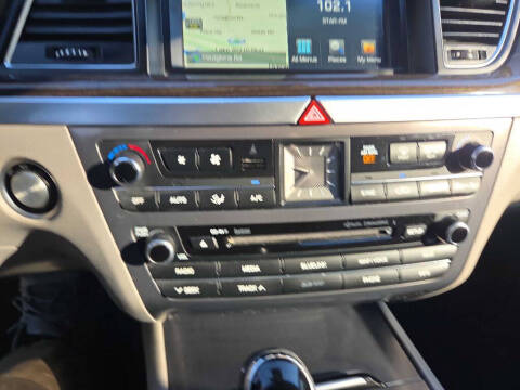 2015 Hyundai Genesis