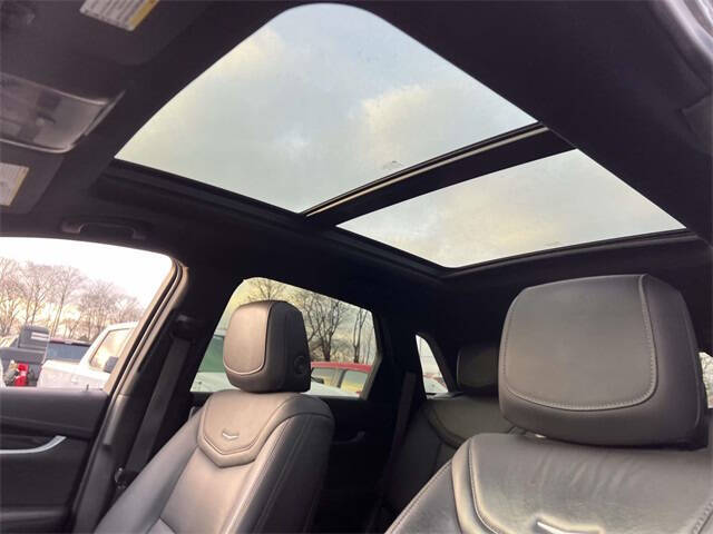 2020 Cadillac XT5 Premium Luxury