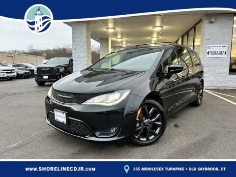 2020 Chrysler Pacifica for sale at International Motor Group - Shoreline Chrysler Jeep Dodge Ram in Old Saybrook CT