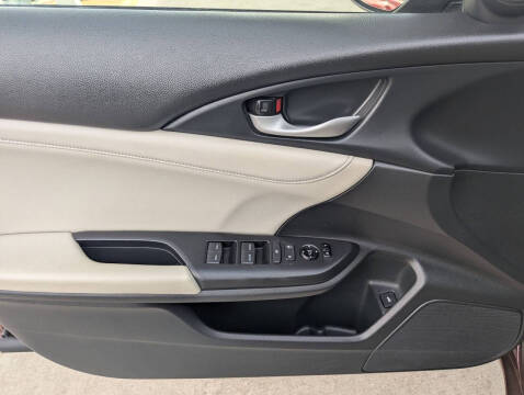 2019 Honda Insight Touring