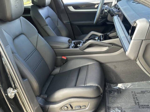 2026 Porsche Cayenne Coupe