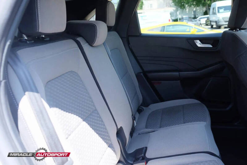 2021 Ford Escape SE