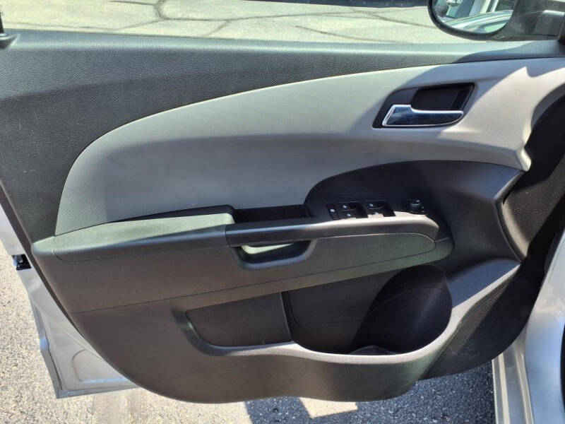 2013 Chevrolet Sonic LT Auto