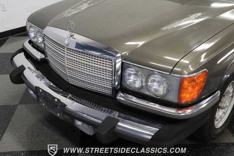 1979 Mercedes-Benz 450-Class