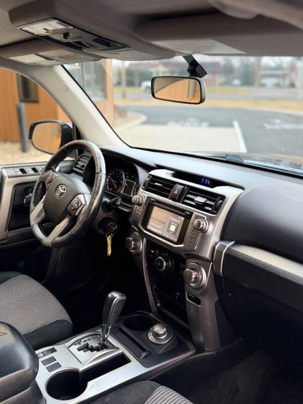 2017 Toyota 4Runner SR5