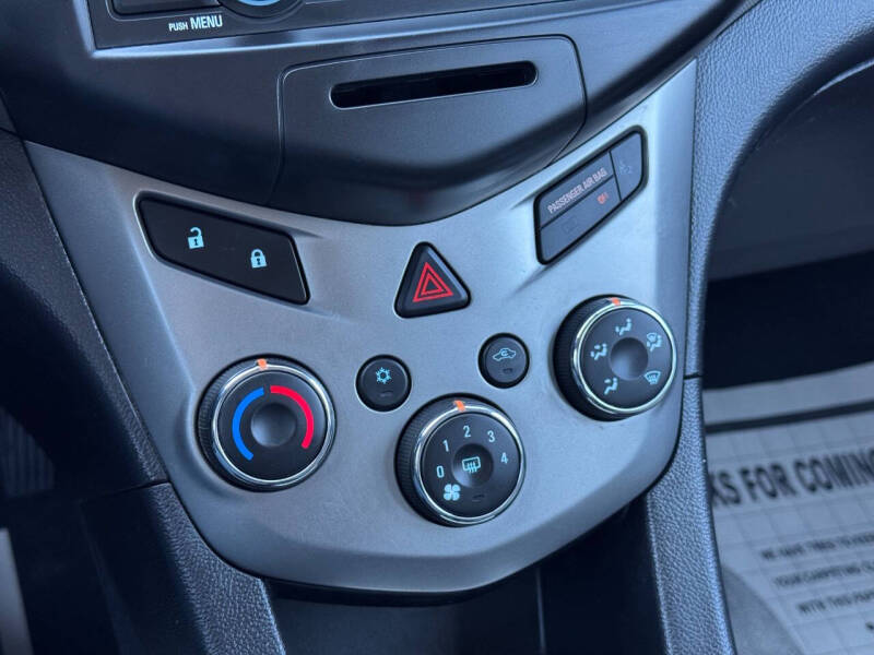 2016 Chevrolet Sonic LS Auto
