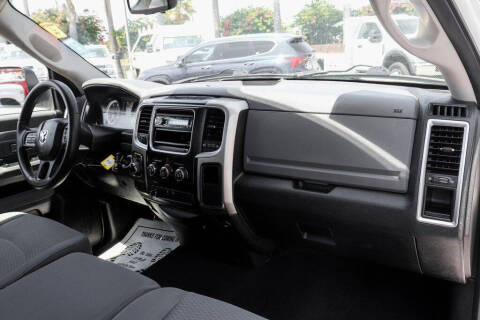 2015 RAM 1500 SLT