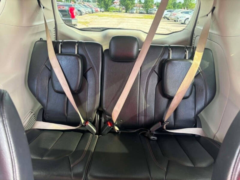 2018 Chrysler Pacifica Touring L Plus