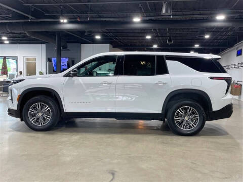 2024 Chevrolet Traverse LS