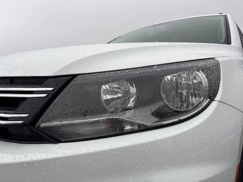 2018 Volkswagen Tiguan Limited 2.0T 4Motion