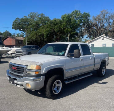 2005 GMC Sierra 2500HD for sale at Malabar Truck and Trade in Palm Bay FL