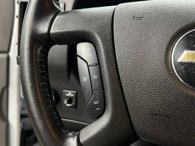 2023 Chevrolet Express 2500