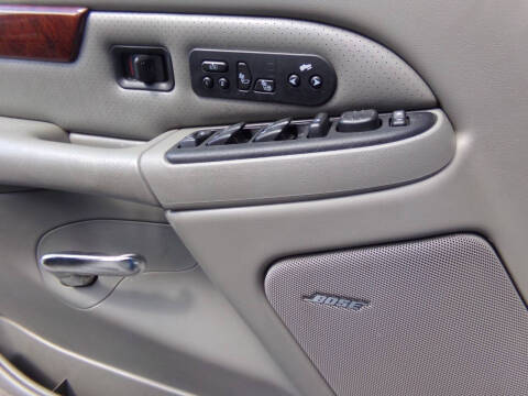 2005 Cadillac Escalade