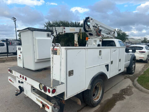 2006 Ford F-450 Super Duty for sale at TWIN CITY MOTORS in Houston TX