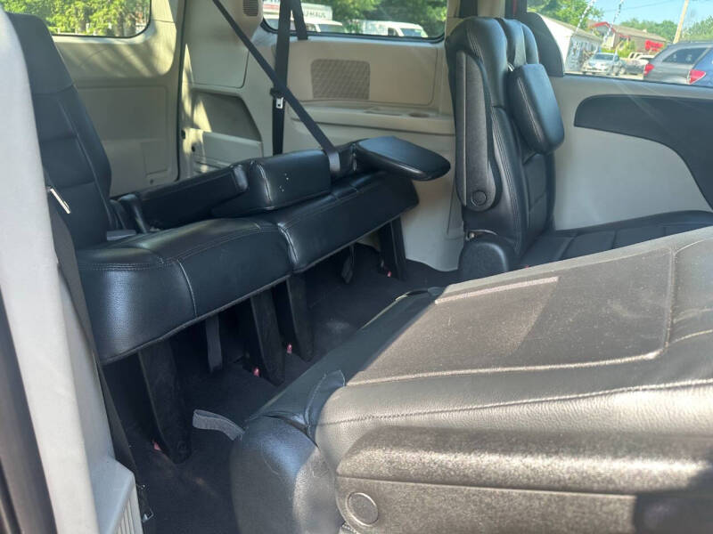 2013 Dodge Grand Caravan American Value Package
