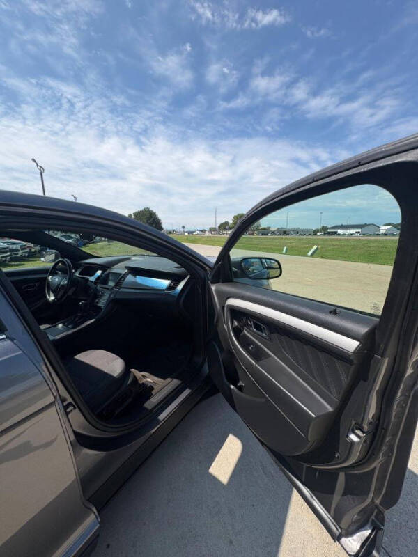 2013 Ford Taurus SEL
