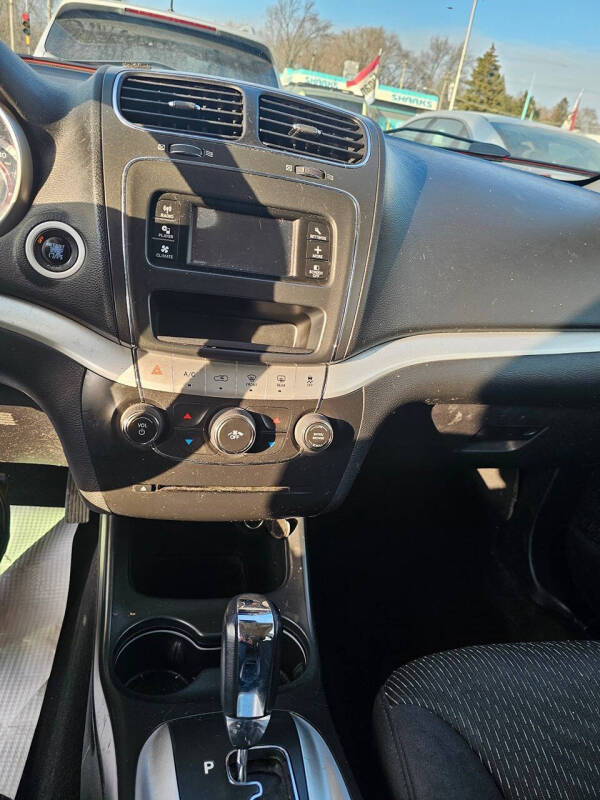 2013 Dodge Journey American Value Package