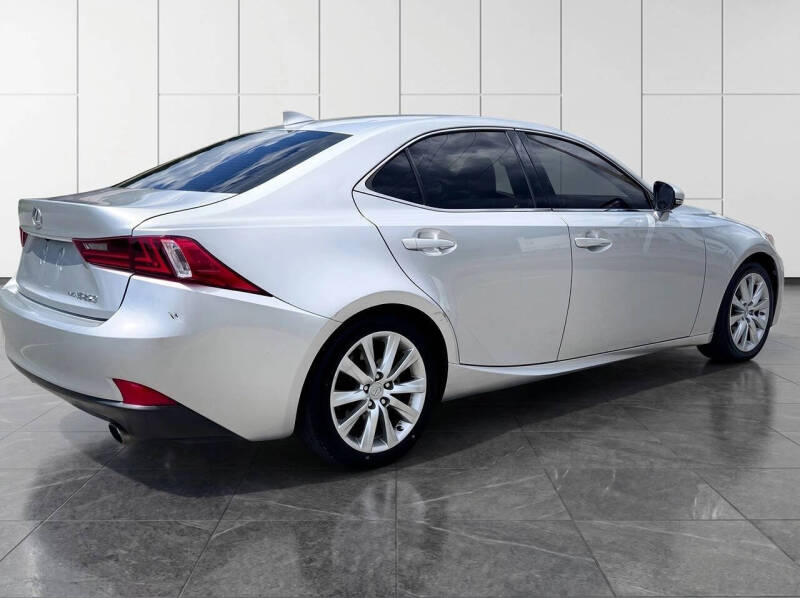 2015 Lexus IS 250