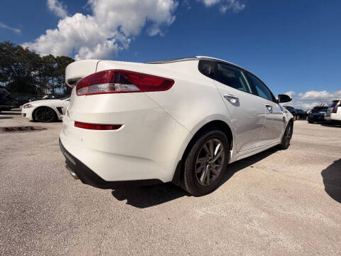 2019 Kia Optima LX