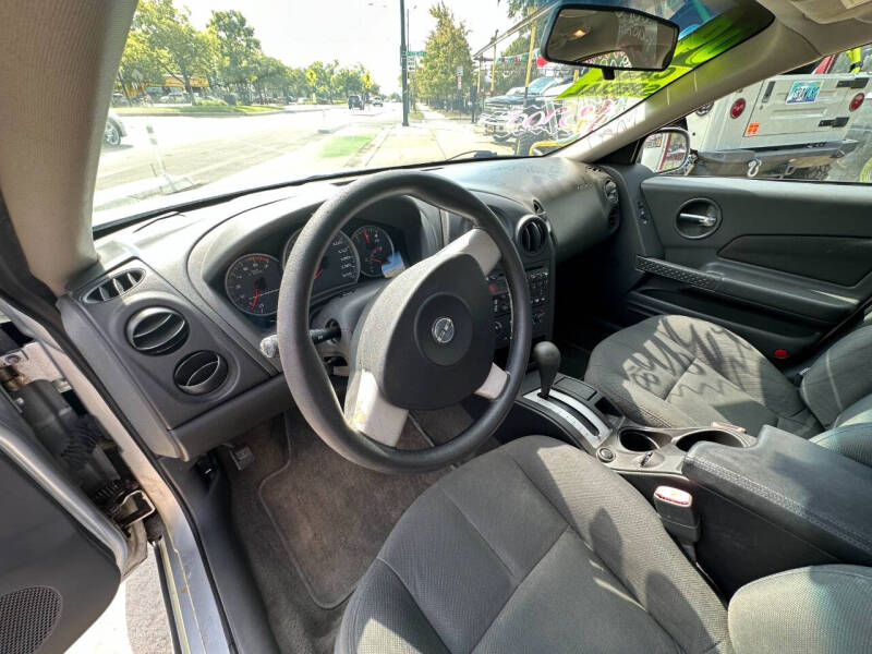 2004 Pontiac Grand Prix GT1 photo 13