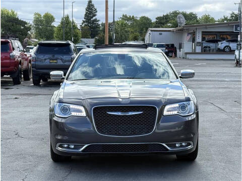 2016 Chrysler 300 C