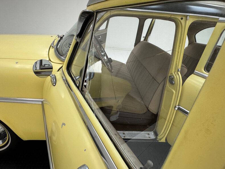 1954 Ford Crestline